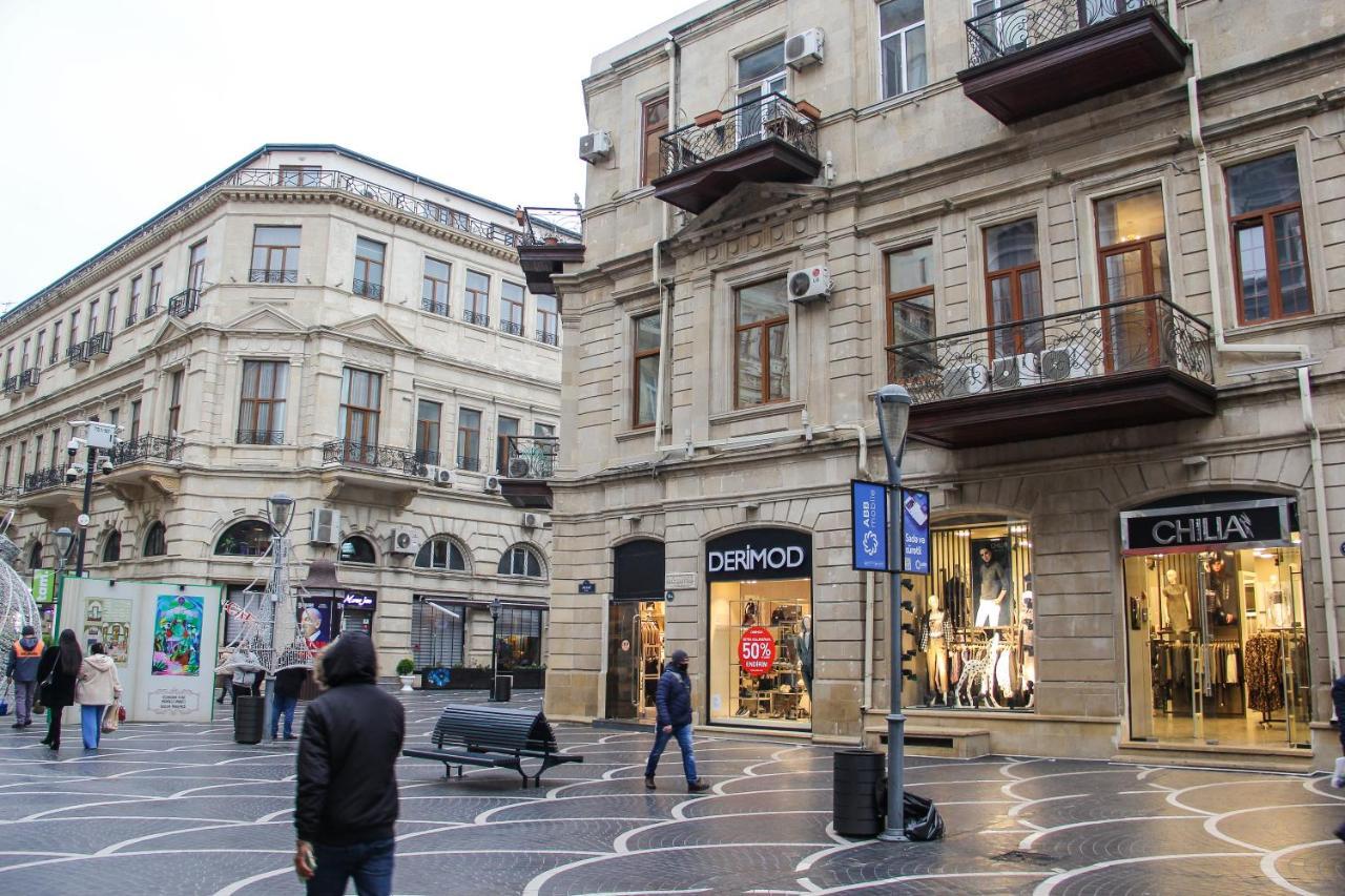 Solo Hotel On Nizami Street Баку Екстериор снимка
