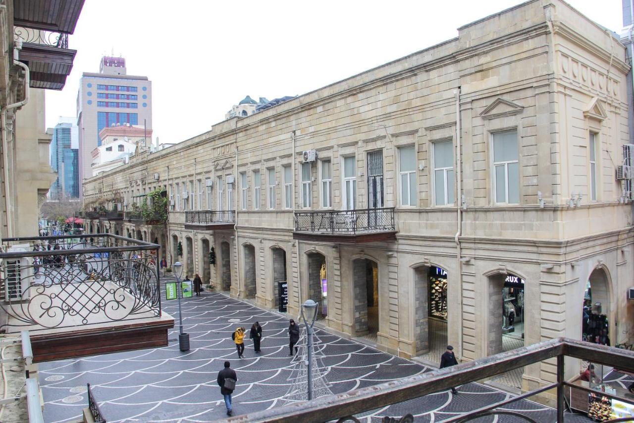 Solo Hotel On Nizami Street Баку Екстериор снимка