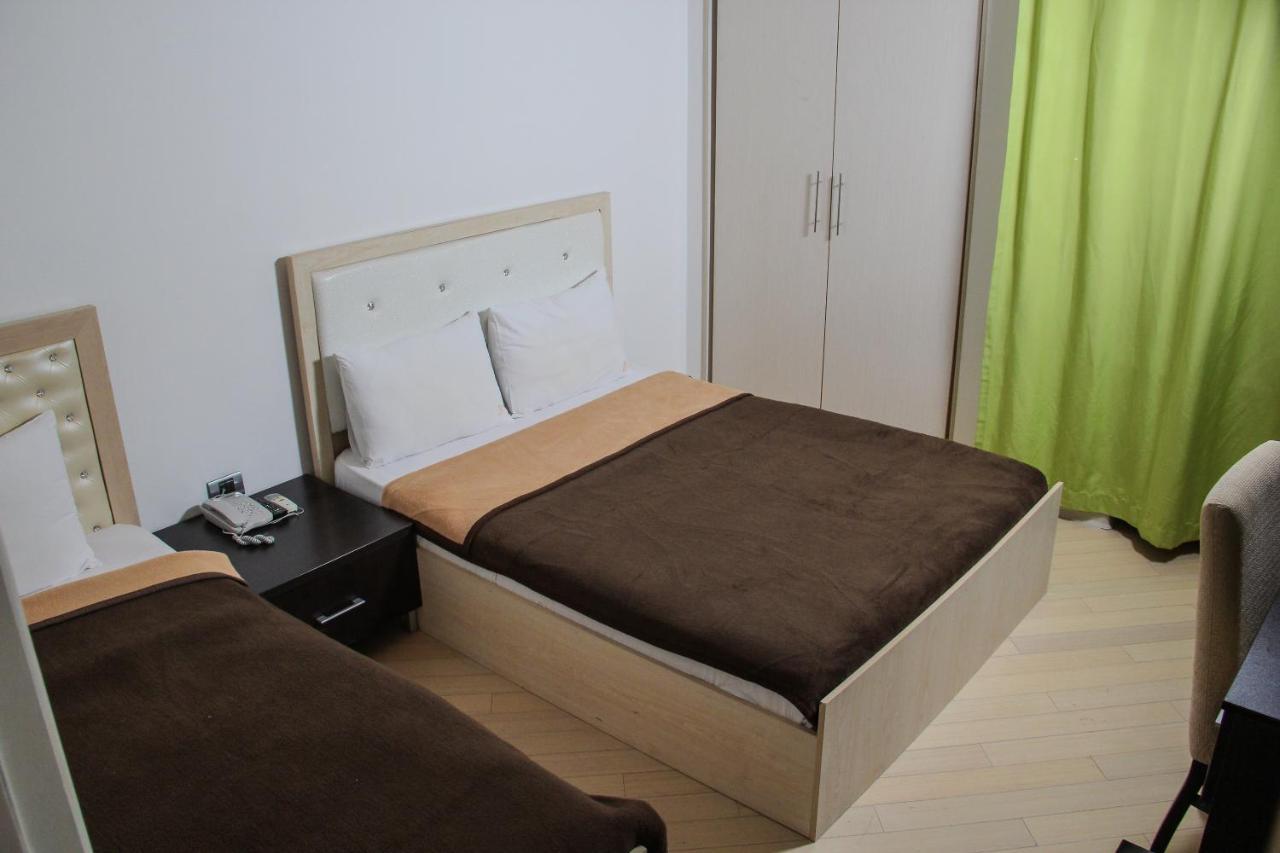 Solo Hotel On Nizami Street Баку Екстериор снимка