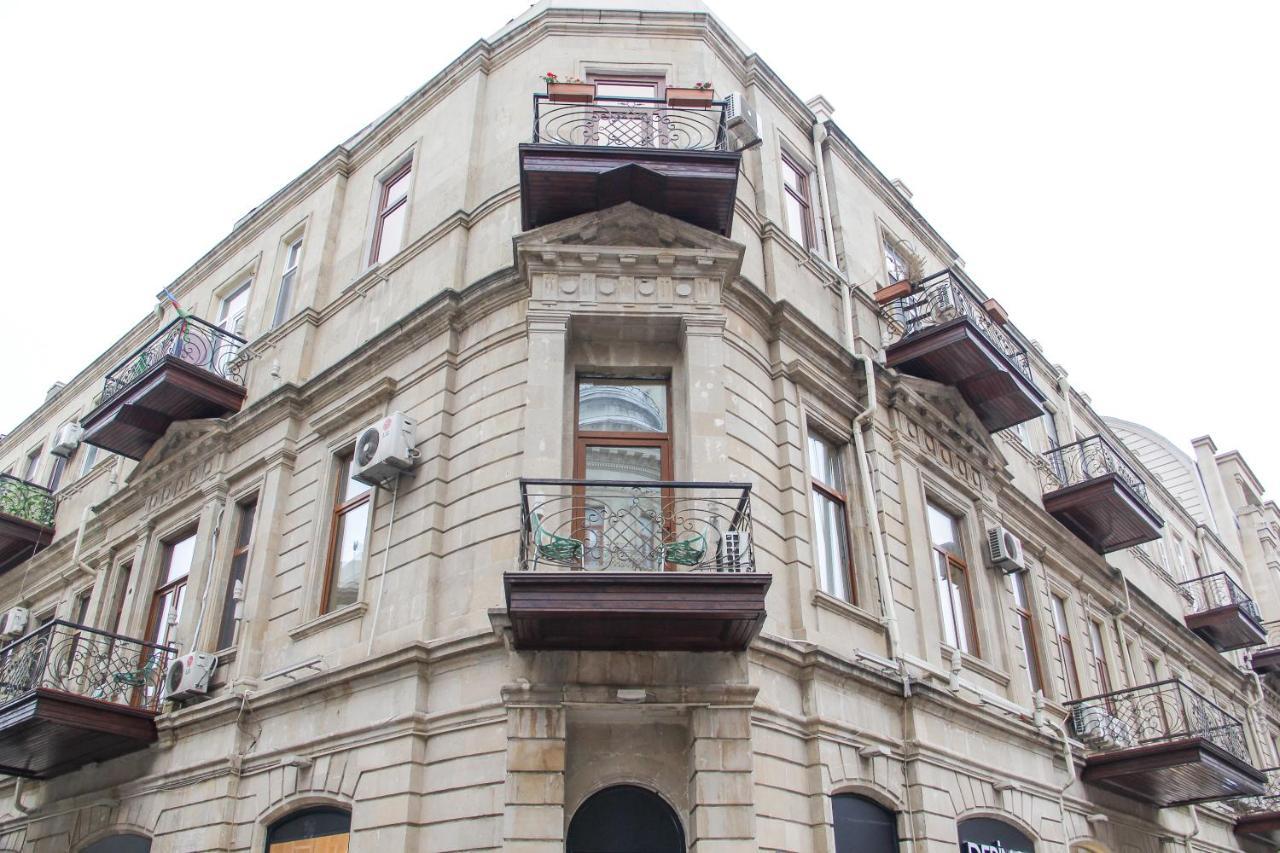 Solo Hotel On Nizami Street Баку Екстериор снимка