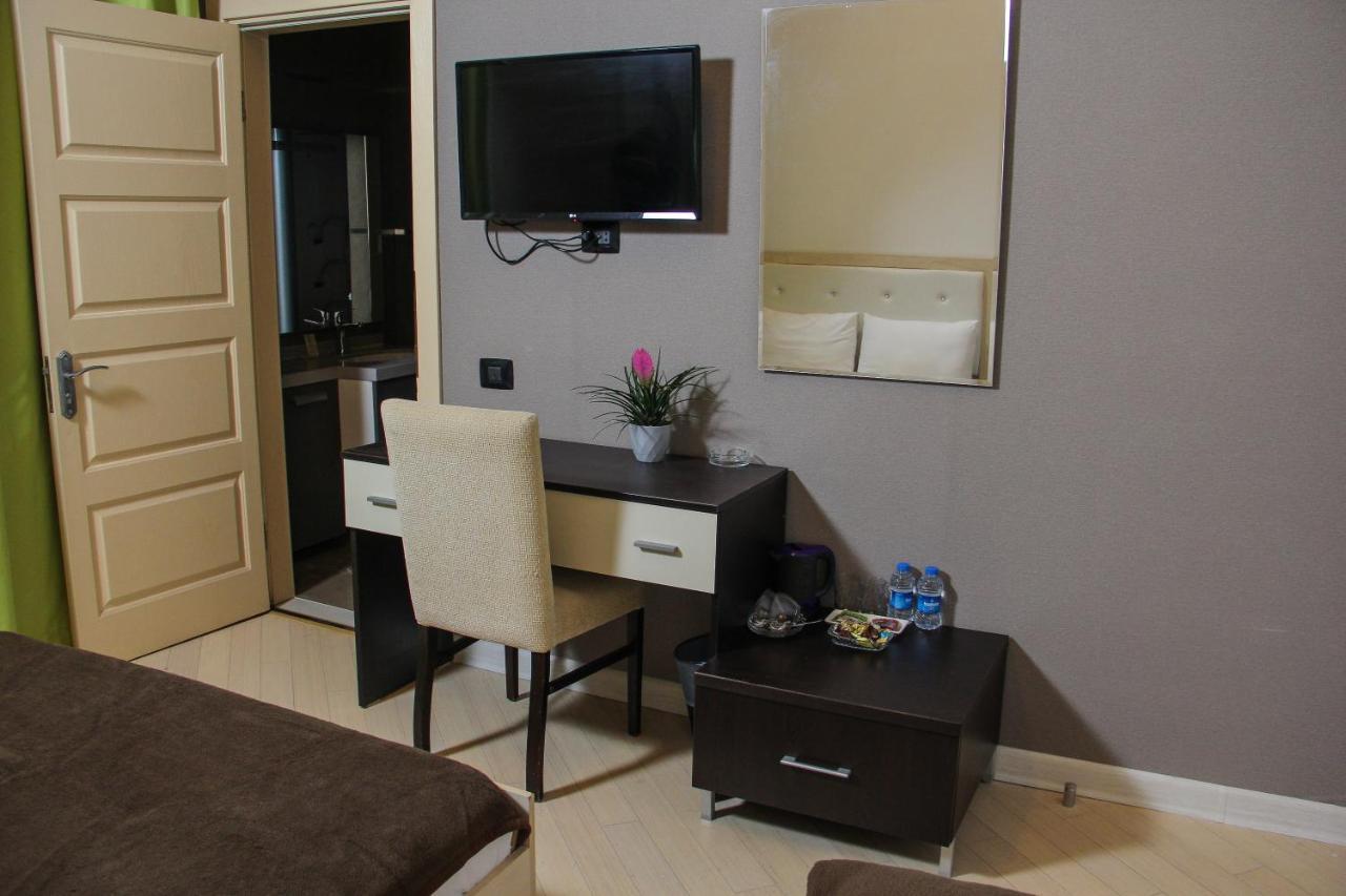 Solo Hotel On Nizami Street Баку Екстериор снимка